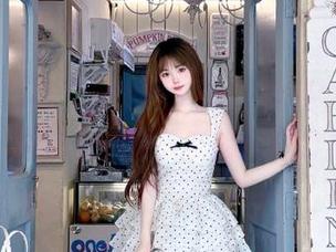 在“155hl.fun”视频中不断穿梭，突然有点迷失在这片瓜田里。