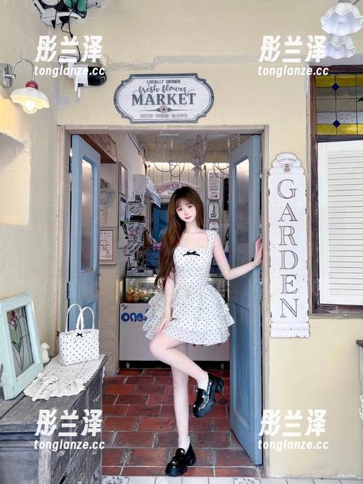 在“155hl.fun”视频中不断穿梭，突然有点迷失在这片瓜田里。