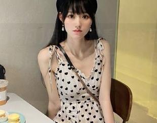 惊了！观看51今日吃瓜，听说又有离谱的爆料要来了，心里有点小激动！