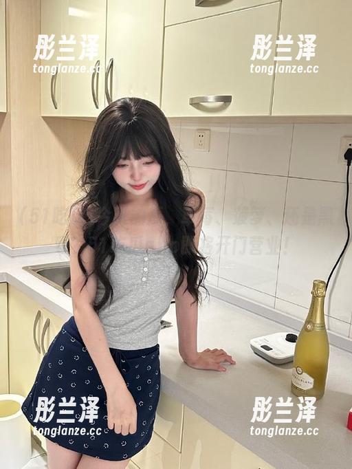 今天的瓜，草莓、菠萝、还是黑枣？51吃瓜app即将开门营业！
