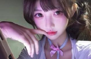 今日观看“51吃瓜”，每个瓜都盛得如此张扬