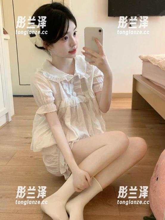 一起上51吃瓜网址，看免费的新鲜事，喔，太阴郁了。