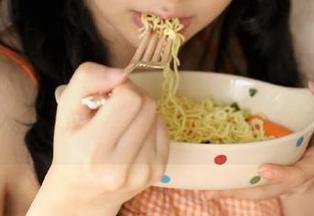 登录51朝阳群众，辨别娜娜爆料是真是假，脑洞大开！
