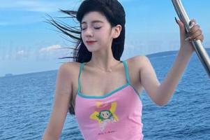 hlw在线聊，瓜说再见，我的内心却嚷着想要更多