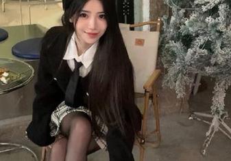 zztt10.ccm新视频收割黑料，脑子里一片混乱，只想哈哈哈！