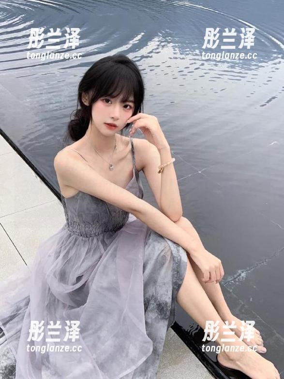 每次点开www.zzzttt333的视频，我的内心都在默默问：这是哪个鬼畜风？