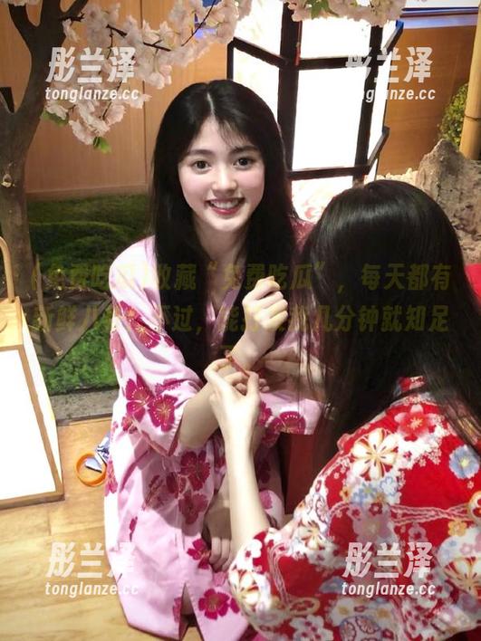 免费吃瓜 收藏“免费吃瓜”,每天都有新鲜八卦!不过,能打发我几分钟就知足了。