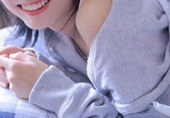 在线冲浪时，‘免费吃瓜’成了我脑海中的调味料，太有趣了！