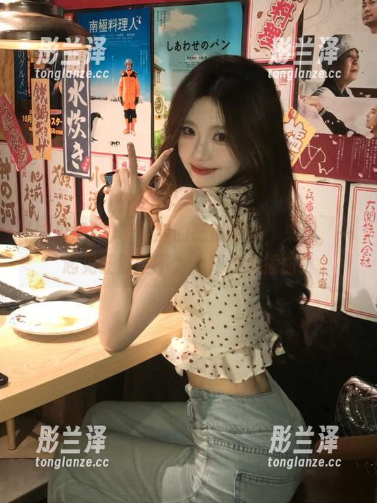 吃瓜爆料 苹果版的吃瓜爆料,来吧,一起见证那些不为人知的小插曲!