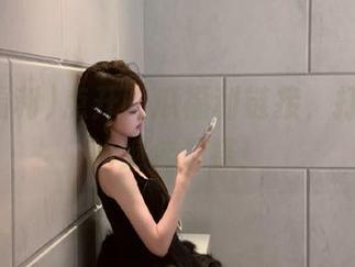 点开吃瓜福利链接，打发时间的绝佳选择！