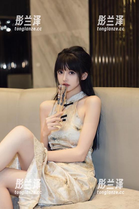 蹭热度小达人：吃瓜网今日瓜景如画，别忘了收藏哦，明天可以炫耀给朋友听！