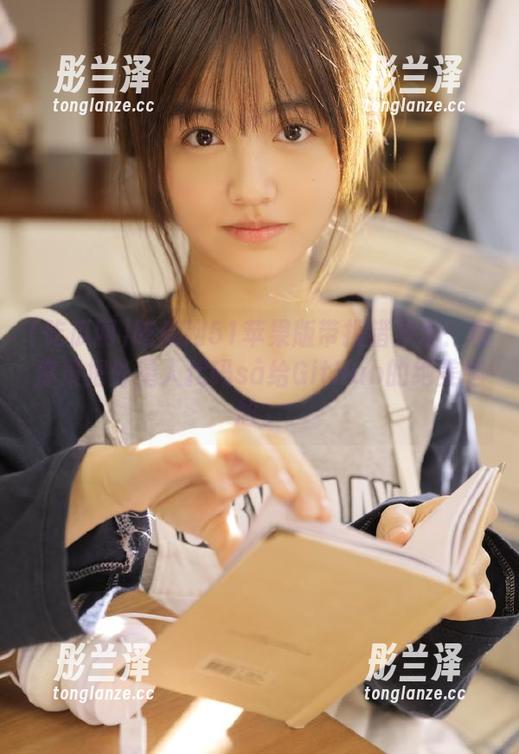 吃瓜网51苹果版带报错频出：程序员把外星人代码så给GitHub的绝美尴尬。