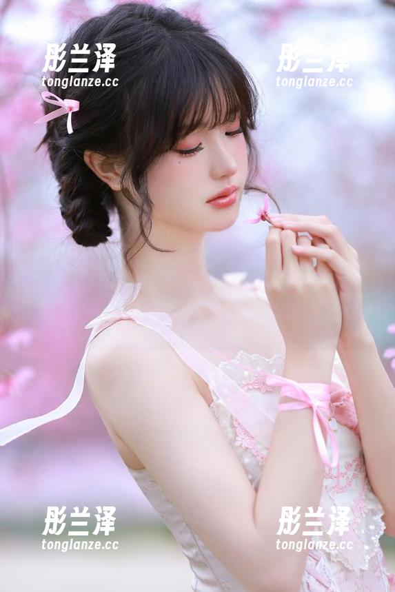 在“吃瓜网”边在线观看大作，边想，真想把这个也收藏起来，太好看了吧！