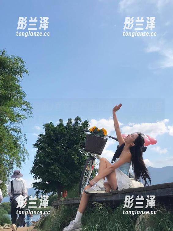 直达国产吃瓜黑料，调皮捣蛋的瓜又来了，一边吃瓜一边合不拢嘴