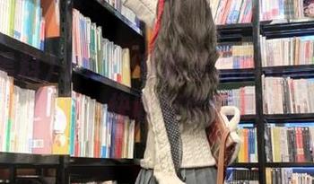 小心！有明星黑料从首页溜出来了，快收好你的瓜！