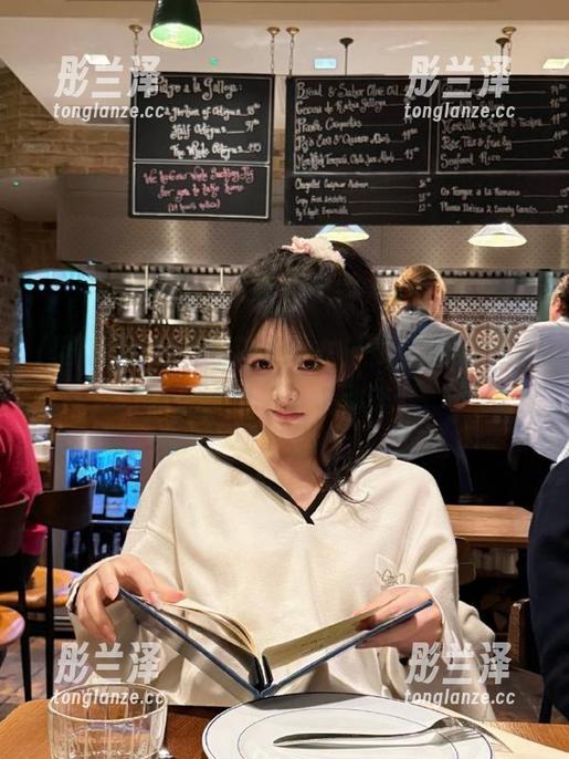 看完这篇，估计要登录网曝黑料翘首以待近日动态。