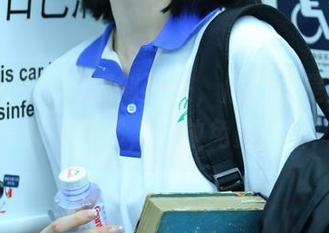 瓜剖开来，居然满是黑料！黑料不打烊，开放免费体验！