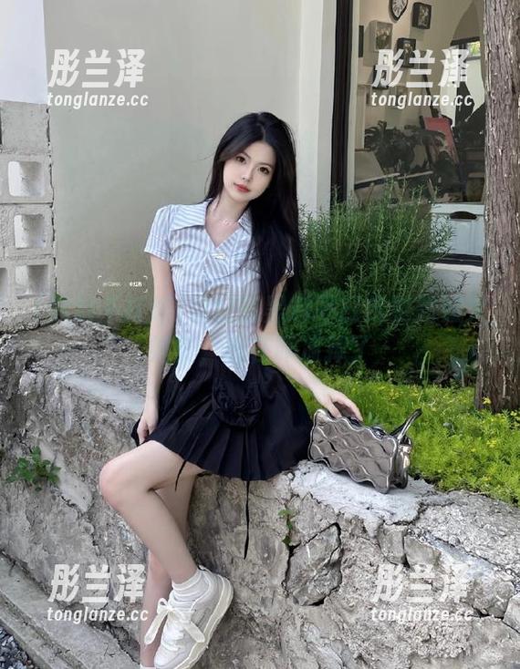 说好的黑料不打烊更新如火如荼，现在咋凉掉了