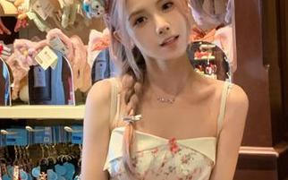 下个月的链接，tttzzz黑料不打烊，简直像个连环套，心疼自己的好奇心。