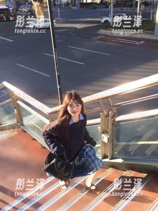 使用黑料吃瓜app在线追踪热搜，瓜田趣事随手可得！