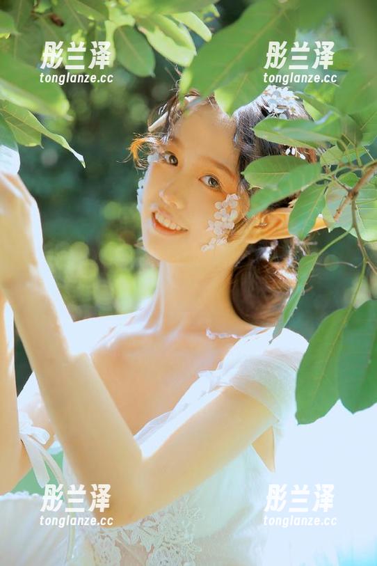 最新黑料正能量：你的好莱坞导航居然能让明星摔跤也有喜感！