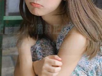 “黑料正能量”网站，感觉像是在看一本过气的八卦小册子