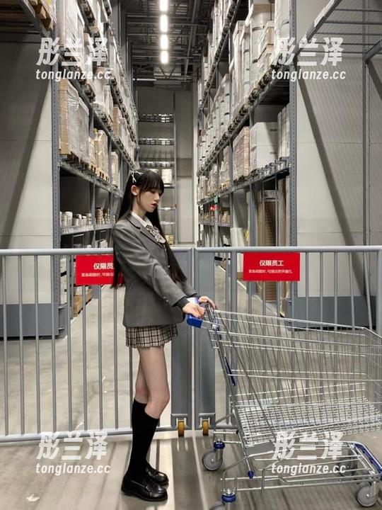 轻轻点击在线，探索抖音黑料正能量网址的奇奇妙妙。