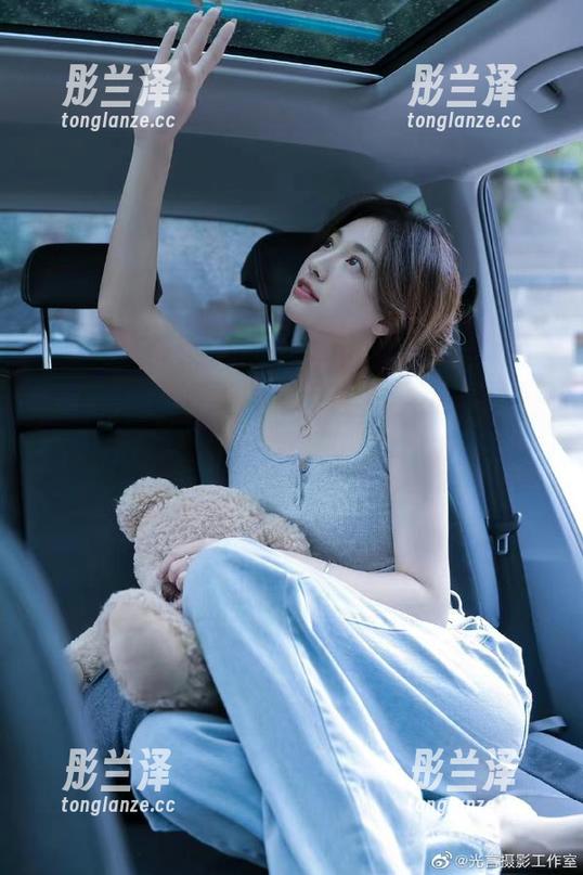 黑料社 黑料社苹果版在等你,在线召唤无数瓜友集结!
