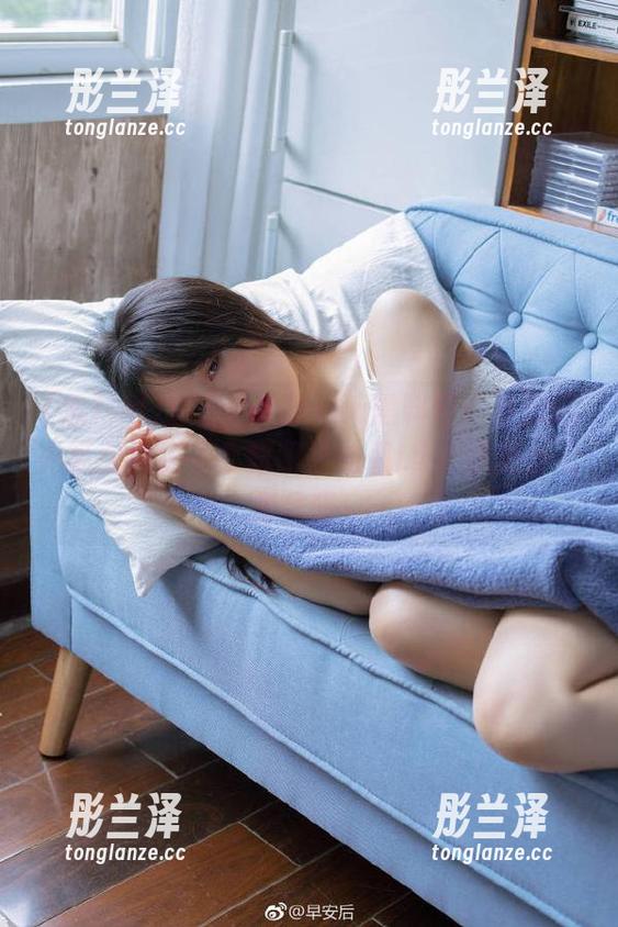 进击的520fun黑料网：最新曝光某女神买了个超明显的假LV，这是什么操作呀！
