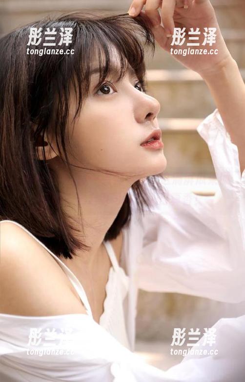 一点都不辣，这满屏瓜果倾斜的“黑料老司机”入口真香！